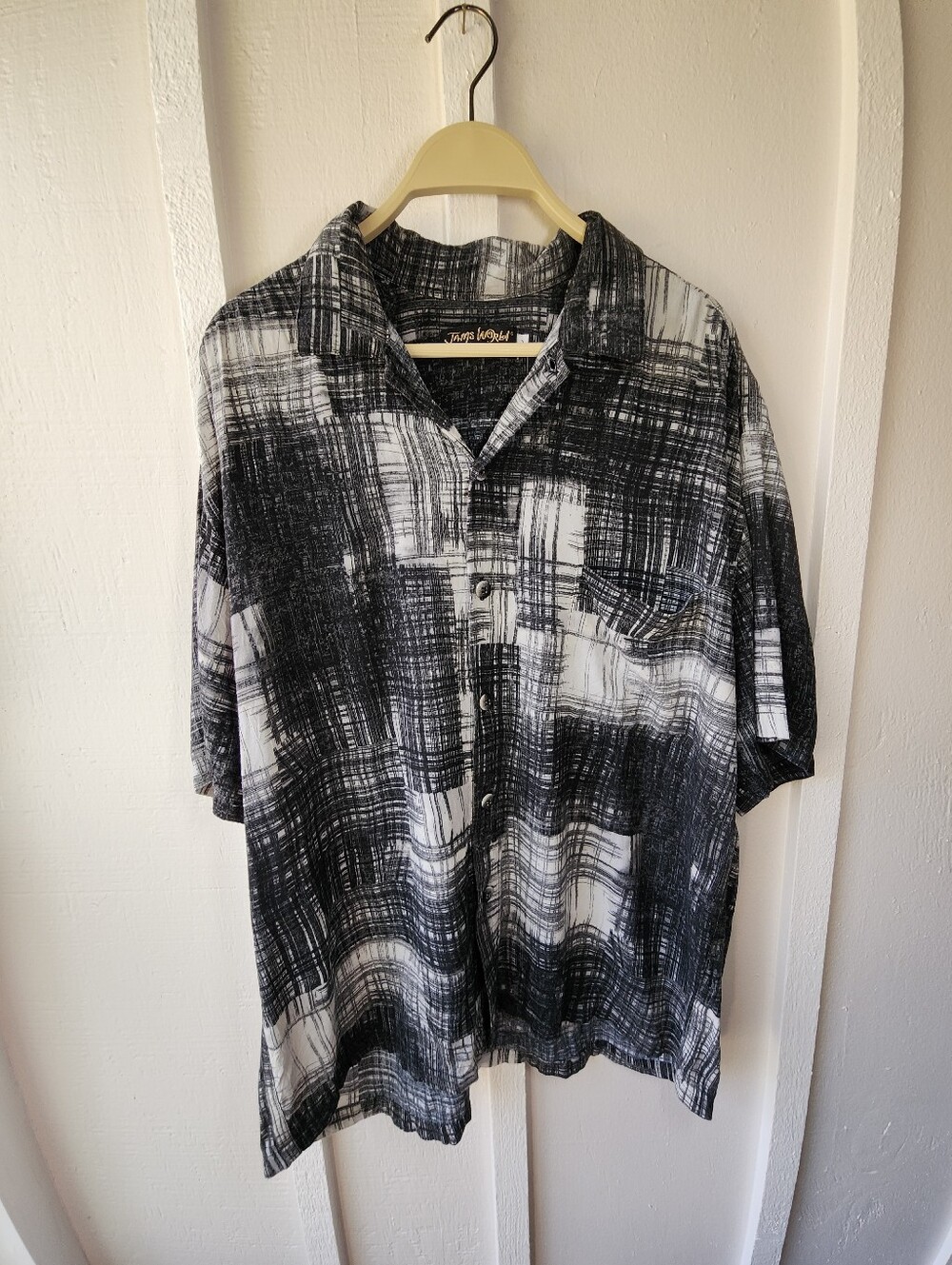 JAMS WORLD 50 Years Casual Button Front Shirt Stripe Print Black & White Lg